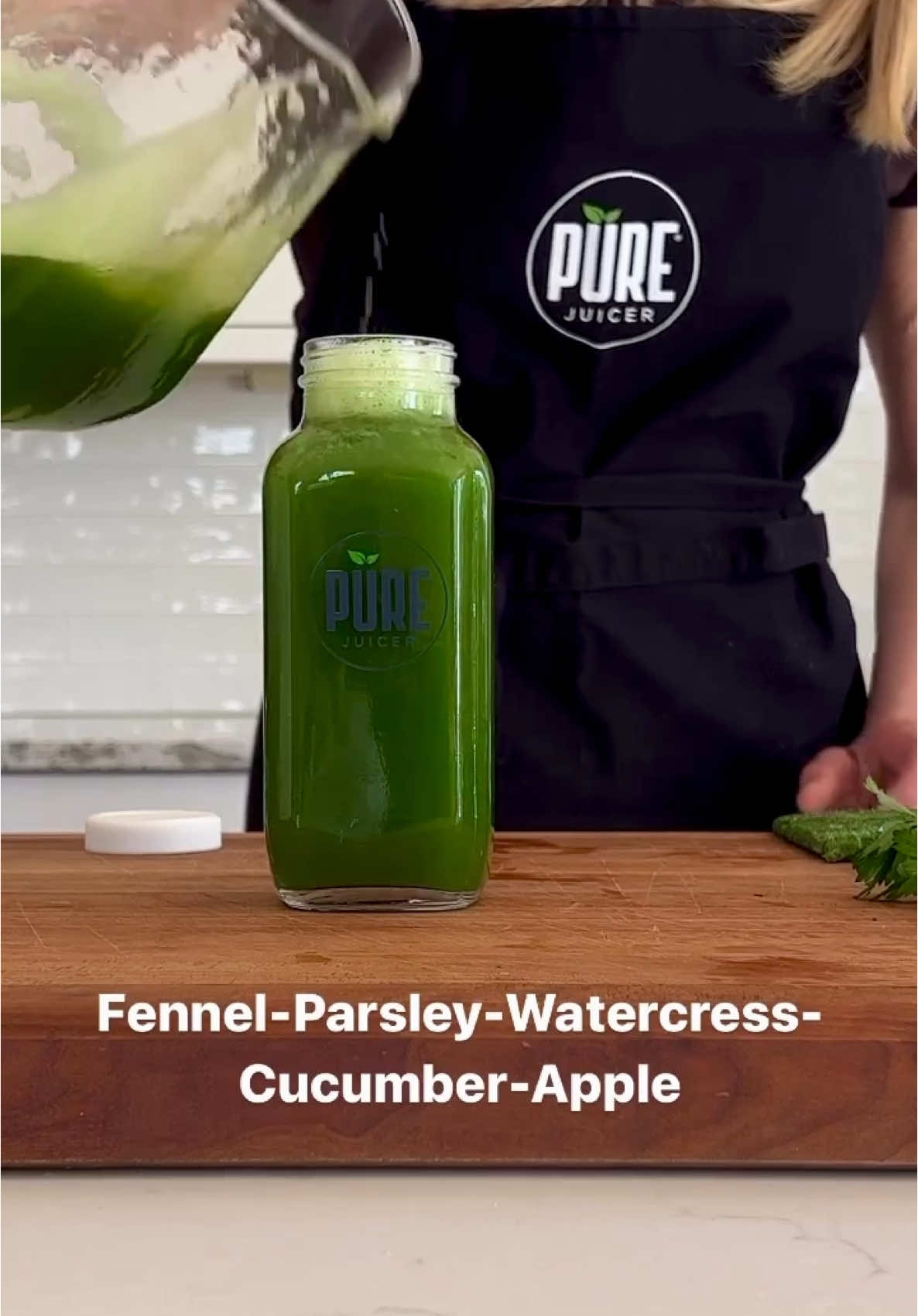 We are wrapping up Mental Health Awareness Month with a hug to everyone and by highlighting the star of this juice— fennel. It is an amazing gift from Mother Nature! Fennel is packed with vitamin C, calcium, magnesium, potassium, and manganese. It is a great addition to any juice, as it increases gut metabolites for serotonin. Serotonin balances hormones, decreases pain, improves mental clarity, and repairs gut dysfunction. Gut dysfunction also helps with the communication chain to our brain and changes how our brain works biochemically.   Recipe 🌿 1 whole fennel bulb (with fronds) 🥒 1 cucumber 🌱 1 bunch of watercress 🌿 1 bunch of Italian parsley Yielded 30 ounces Note: This juice is not sweet, but we think it offers the perfect balance between the licorice flavor of the fennel and the freshness of the cucumber and watercress. If you want to tone down the 