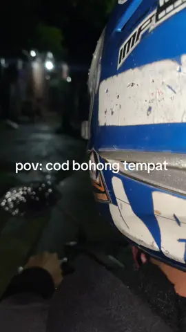make helm biar dikira jauh, padahal deket