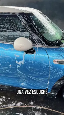 La gente trata tu auto según cómo lo traes. 👀 Haz que lo respeten. Déjalo impecable en Auto Shine✨🚘  📲 9992608292. #paratiii #carwash #auto #limpiezaautomotriz #emprendedor #merida 