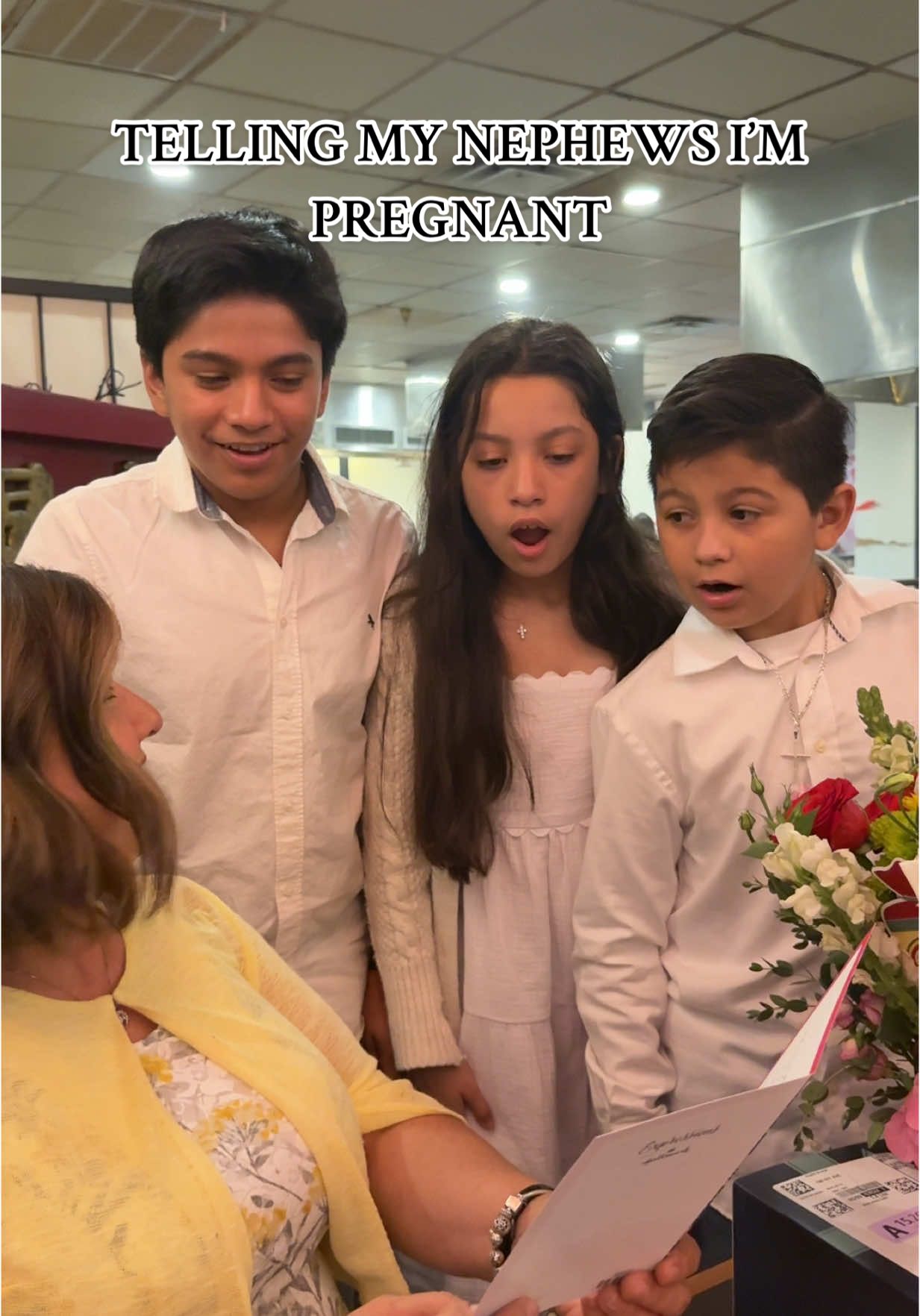 I’m in tears everytime I remember this😂😂 #pregnancyannouncement #reaction #reactionvideo #funny #funnyreaction #babycomingsoon #expecting #nephews #pregnant  @Carlos Briones @virginia alvarez @steph 