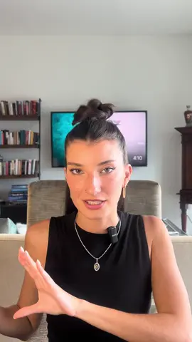 ¿Te la pasas respondiendo mensajes de tu negocio? Lo que necesitas es un asistente de AI personalizado conectado a todos tus canales. Automatiza la atención al cliente y concreta ventas de manera automática con Inteligencia artificial #chatgpt #inteligenciaartificial #automatizada #emprendedores #negocios #startups 