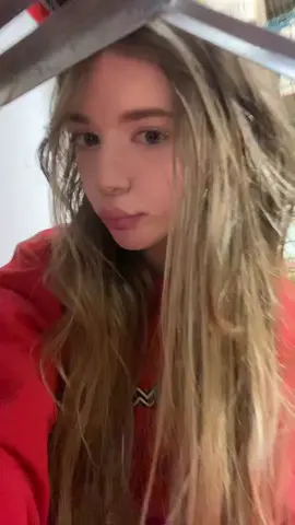 Hair greasy af