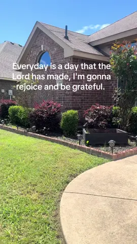 Everyday is what we make it. #everyday #livelovelaugh 