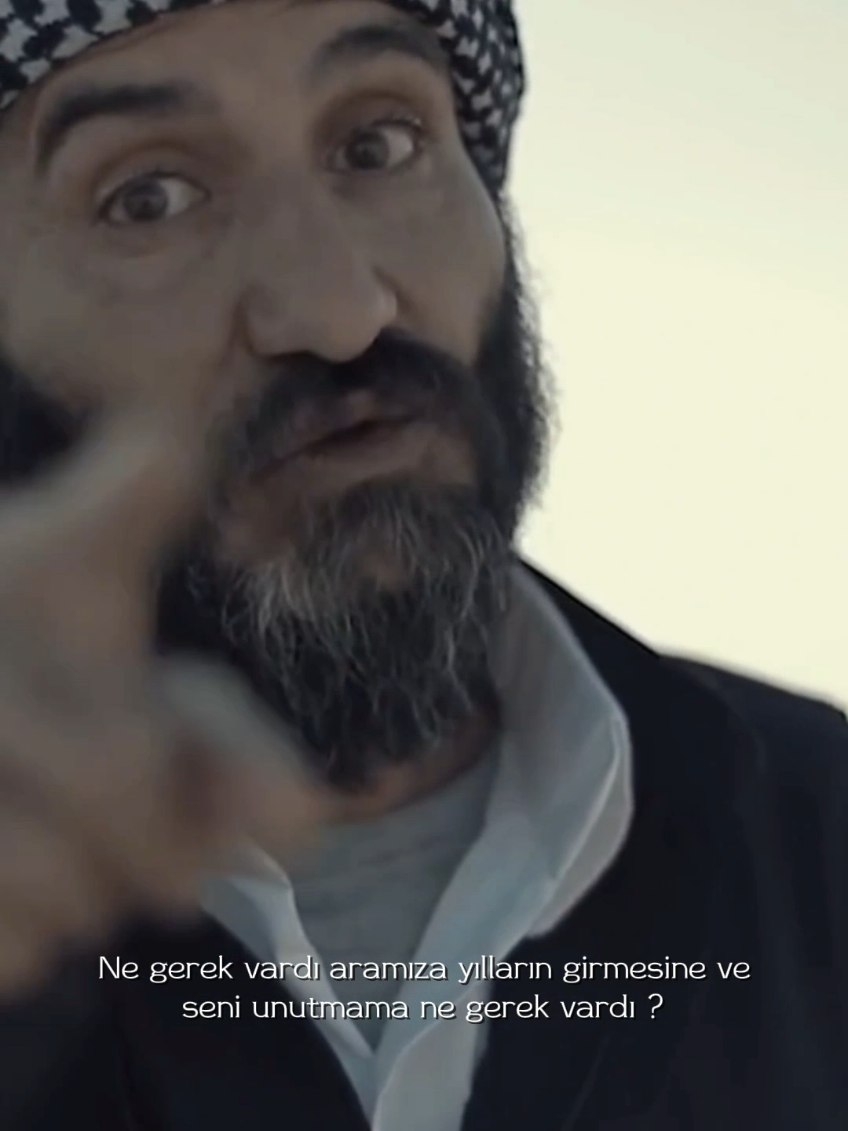 Ne gerek vardı aramıza yılların girmesine ve seni unutmama ne gerek vardı...🌾🍂🥀 #ferhadmerde