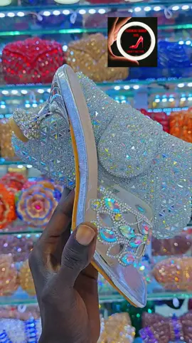 #chaussure #pochette #tallon #pourtoi #femmes #dakar #senegalaise_tik_tok #mariage #ceremony #femme #virale #original #pourtoi 
