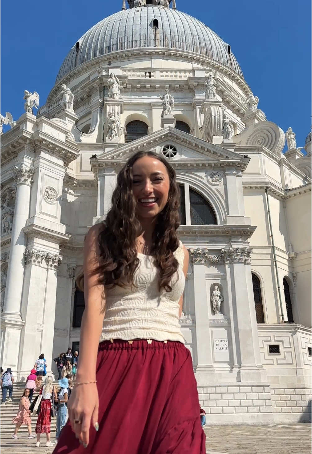 probably one of my fav videos I’ve ever made🥹 #travel #transition #dance #europe 