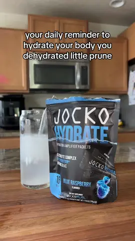 Jocko fuel has me covered in protein and hydration #jockofuel #hydration @JOCKO FUEL 
