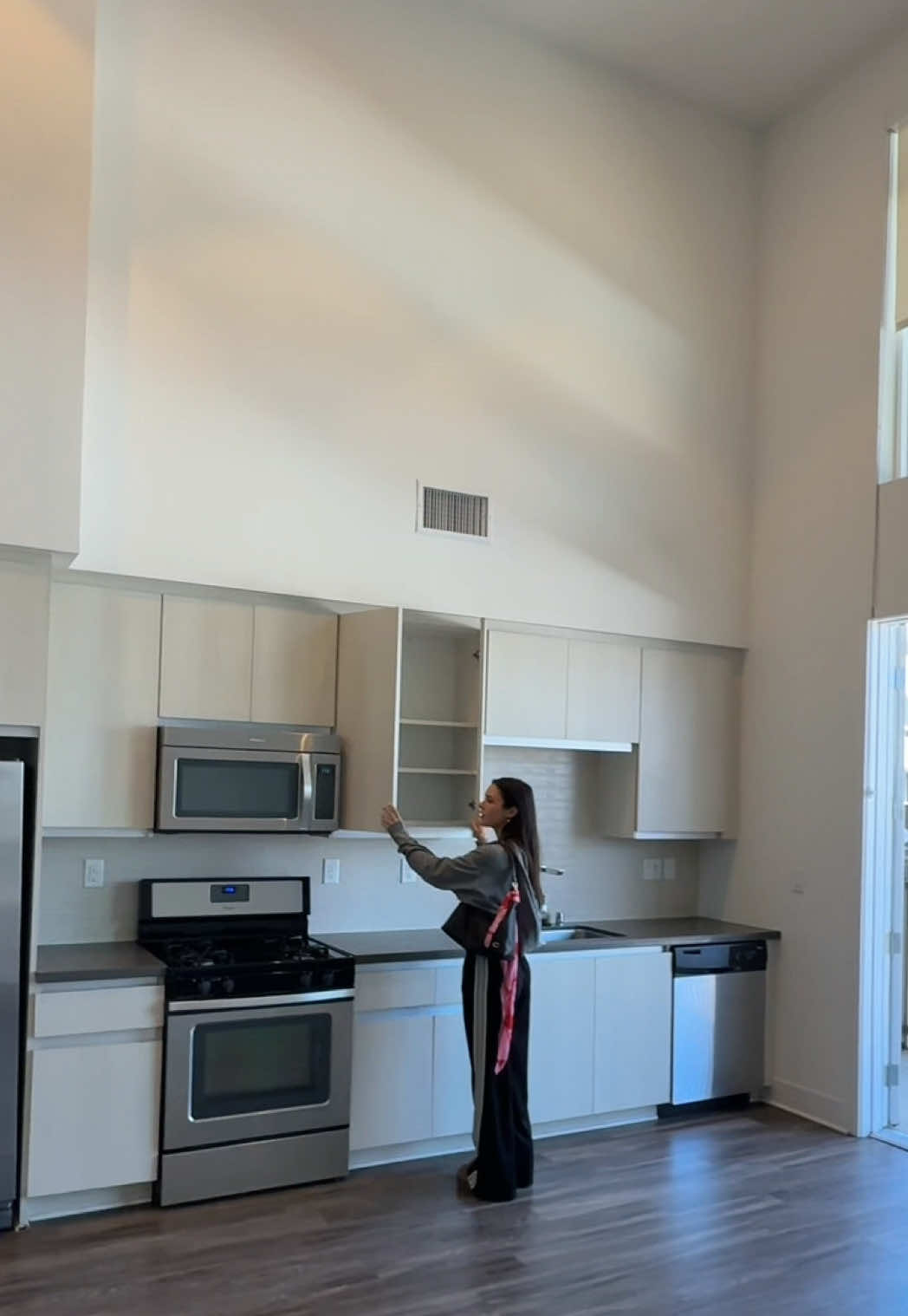 apartment hunting🔎