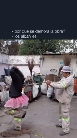 Albañil. #Humor #Comedia #Risas #Funny #HumorTikTok #VideoGracioso #Parodias #Sketch #FYP #ParaTi #ViralTikTok #Tendencias #RisasAseguradas #Chistes #Memes #HumorRandom #ParaTiPage #Trending #FunnyVideos #Humor2025 #foryoupage #humorgachas