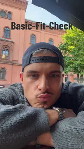 Casual Fits for the win!! 🙂‍↕️ #outfit #outfitcheck #casual #basic #mensfashiontips #fashion #fyp #viralvideos 