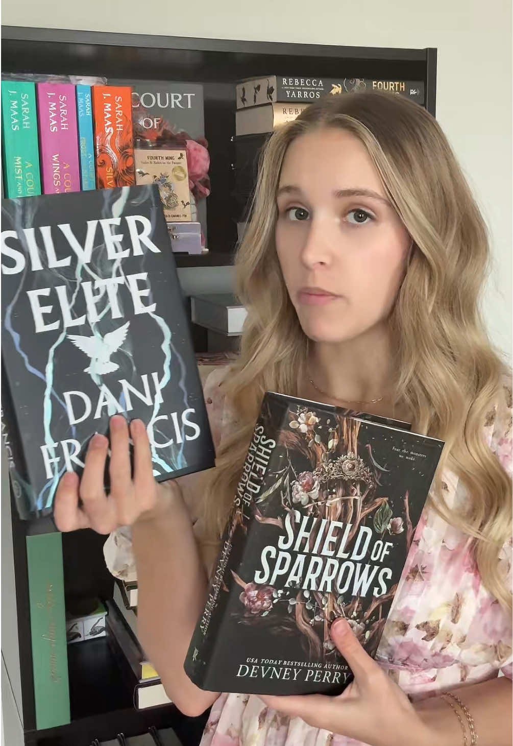 I’m definitely back in my Romantasy era 💕⚔️🧚🏻‍♀️ #BookTok #booklover #bookish #newbooks #romancebooks #romantasy #fantasy #silverelite #shieldofsparrows #crossredden #wrendarlington #ransom #odessa #enimiestolovers #friendstolovers #booktropes #arrangedmarriage #dystopian #magicsystem #newworld #fyp #Inverted 