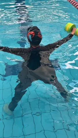 مين قالك ان المايه سباحة بس ؟ فين التمارين المائية اللي بتخفف وجع المفاصل #fyppppppppppppppppppppppp 