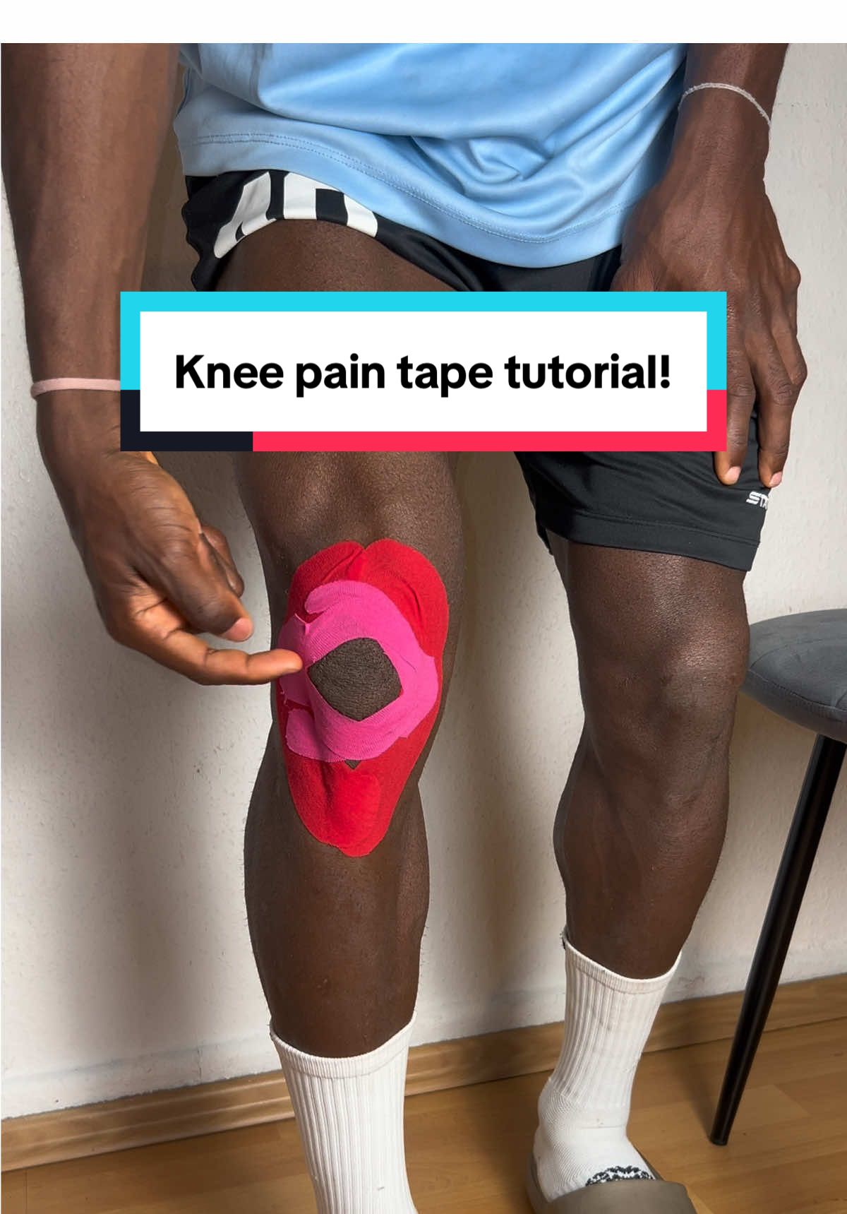 Knee pain! #kneepain #kneeinjury #injuryprevention #osgoodschlatter #footballtiktok #footbal #basketball #acl #goviral #forupage #athlete 