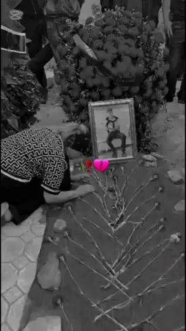 #💔🥀 