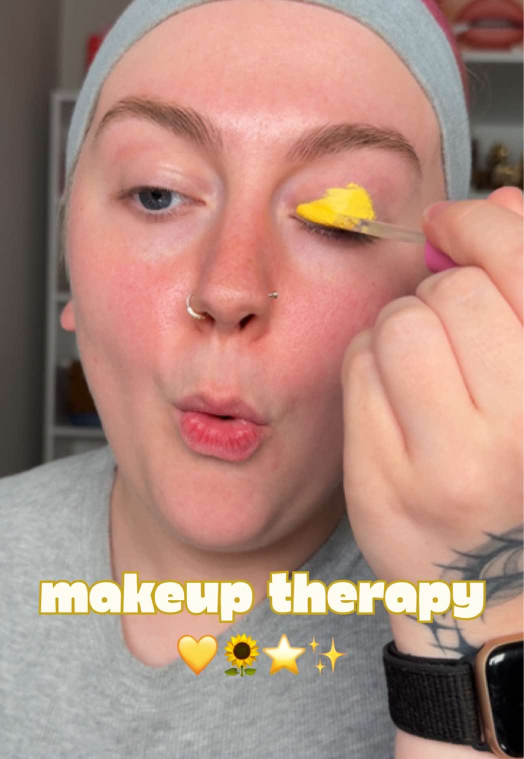 If I say I’m doing a natural beat, laugh in my face and call me a liar🤣🤨✨I also heard butter yellow is in should we do a butter yellow makeup look? 🧈🤭💛 #makeupviral #yellowmakeup #butteryellow #glammakeup #fullglam #colorfulmakeup #creativemakeup 