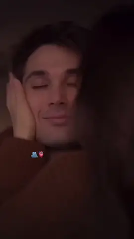 القلب قلبي والنبض انت😭😭
