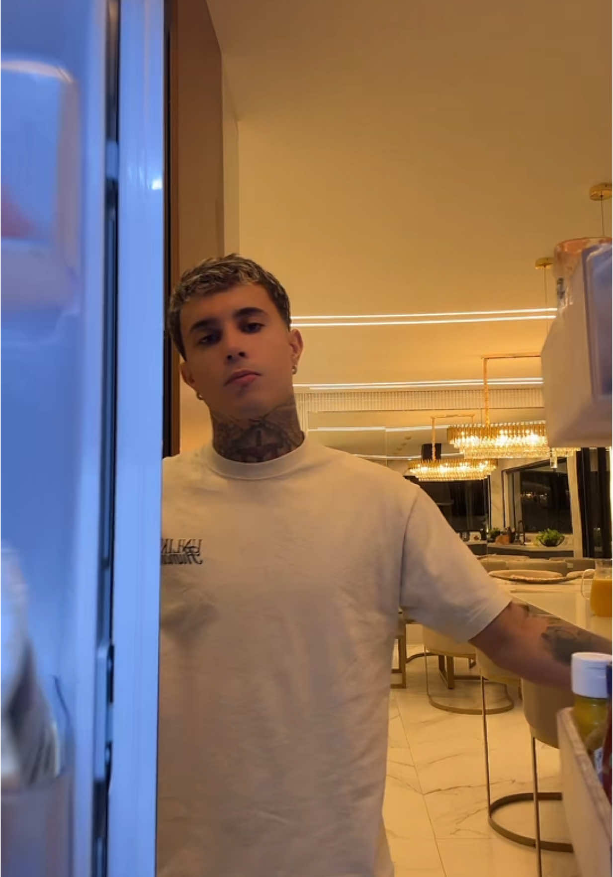 Em casa sem nada pra fazer 🥶