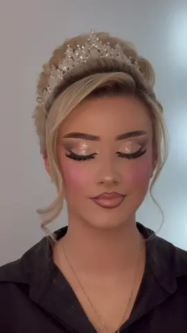 #makeuptutourial #arabicmakeup #kryloancosmatics #makeupartist #hudabeauty #dior #anastasia #selmakasumovic #nuseshqiptare #beauty #nuse #inglotcosmetics #makeuplove 