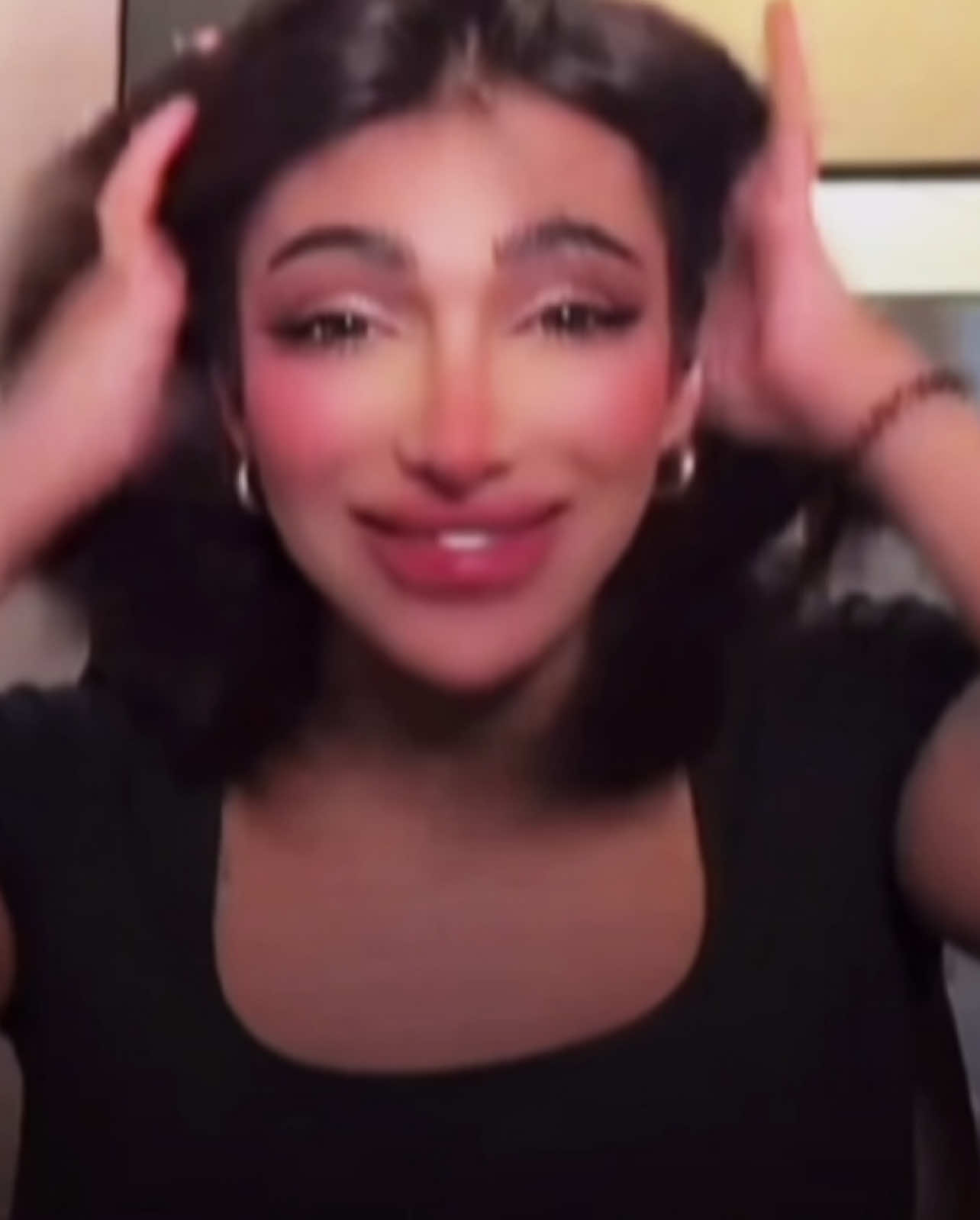 حرييااان !! #explore #fyp #kuwait @شوشو#لعابه⚡️ #شوشو_العجمي #مالي_خلق_احط_هاشتاقات #الهاشتاقات_للشيوخ #اكسبلور #لعابه⚡️ 