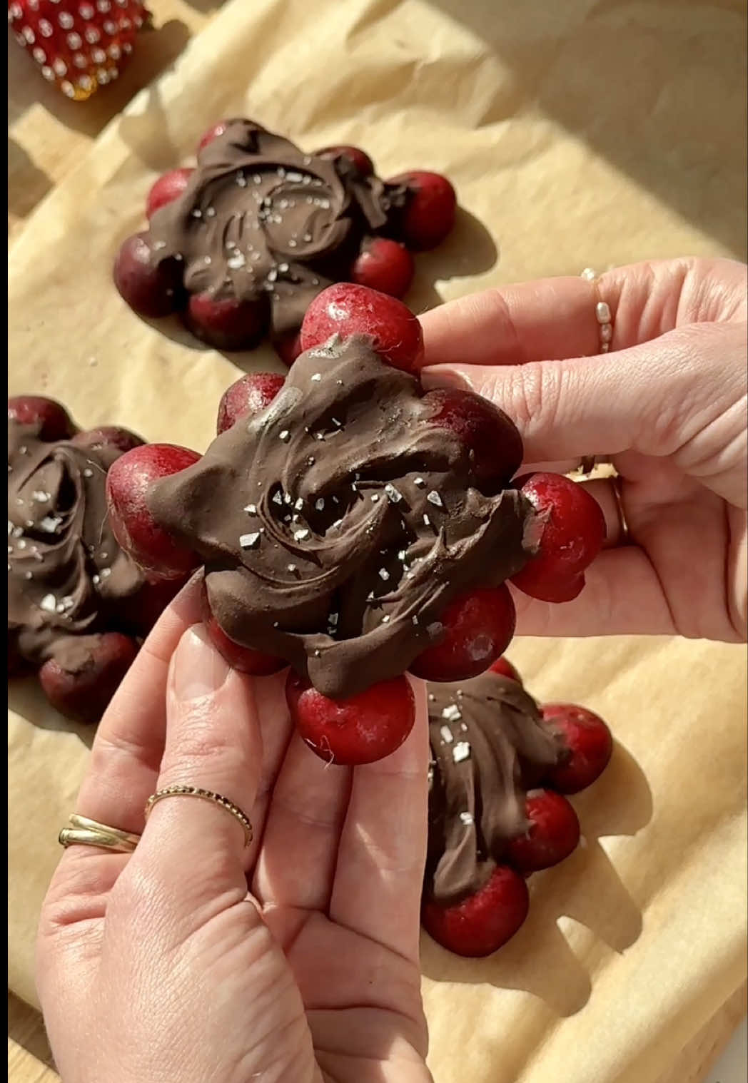 Chocolate Cherry Pillows✨ Personally, I always need a sweet treat before bed but tart cherries also have melatonin and tryptophan, which aids in the production of serotonin and also melatonin, which helps make you sleep better! Cherries also contain vitamin A, vitamin C and magnesium, all good nutrients for your body! (Recipe below & follow @thehealthyhophead for more easy & nutritious recipes!) Recipe: (Makes 4 pillows) Ingredients- 18 cherries, halved 1/2 cup milk chocolate chips  1 tbsp oil (I used avocado oil) Pinch of salt Directions- 1. Arrange the halved cherries into pillows as seen in the video. Each pillow should have 9 cherry halves. Once arranged, set aside. 2. To a small microwave safe bowl, add the chocolate chips & oil. Microwave for 40 seconds, stopping & stirring halfway. 3. Pour the chocolate over the cherry pillows. Then freeze for 30 minutes. 4. Take out, sprinkle with salt, & enjoy as a late night treat for sleep! #food #foodtiktok 