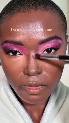 Do my makeup with me 