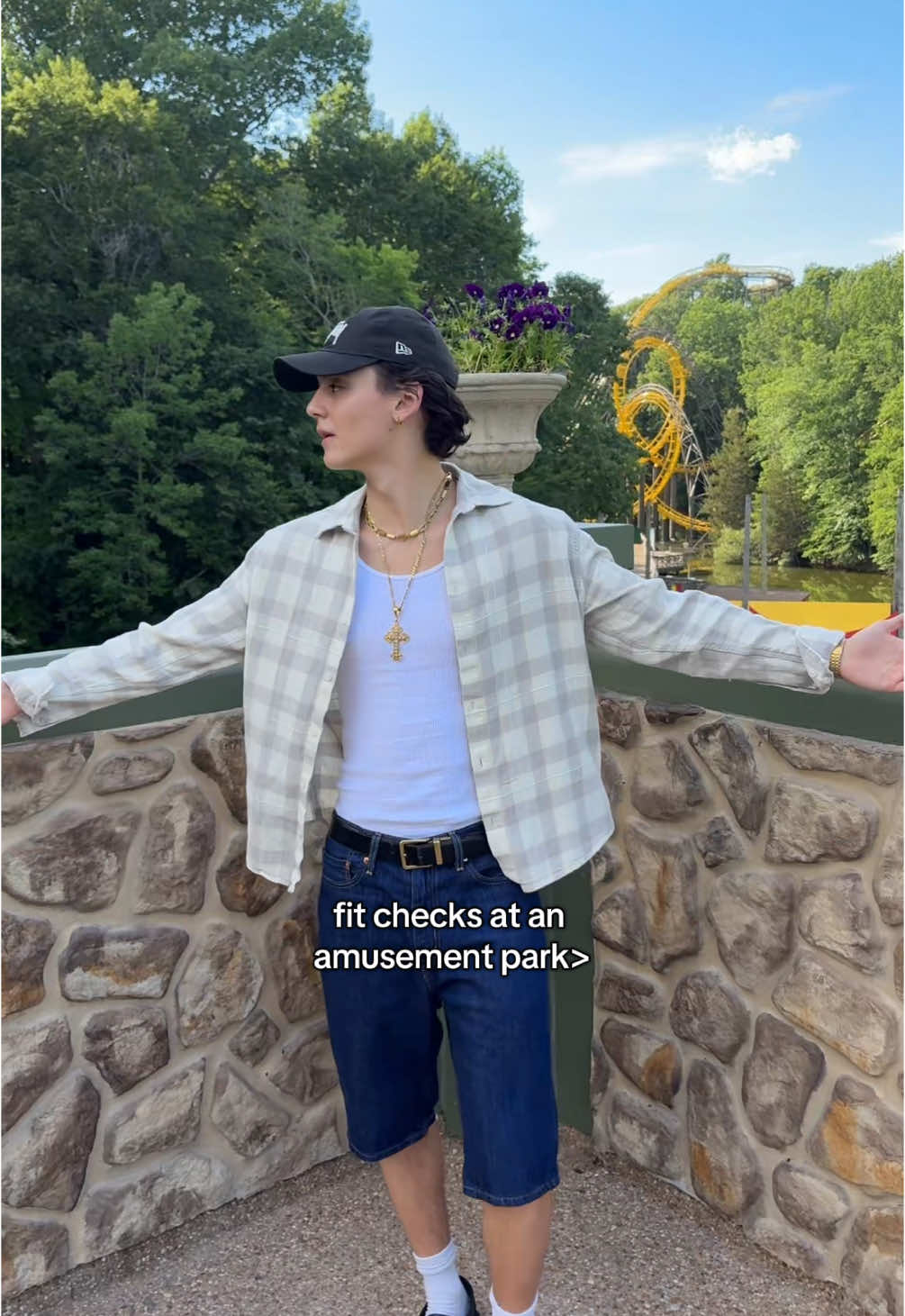 best dressed in the park?? #fitcheck #outfitinspo #buschgardens #fashiontiktok #fyp 