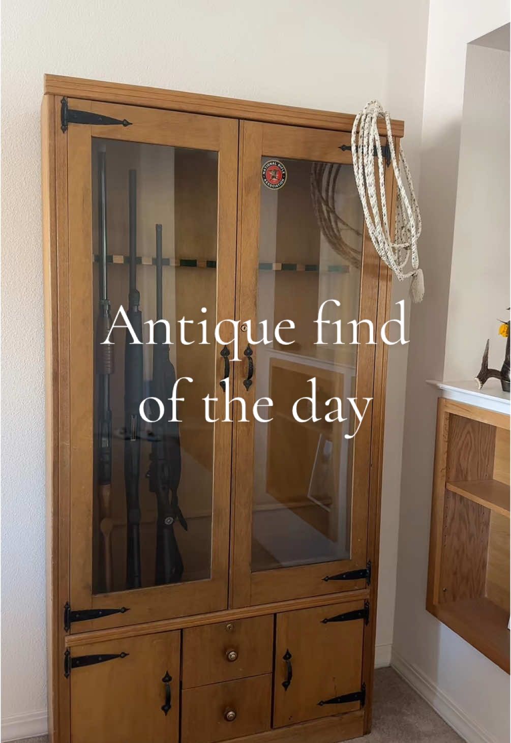 I’m still in shock … #f#fyp #foryoupage #viral #trendingnow #explorepage #trend #fypシ #antique #thrift #thrifthaul #secondhandfinds #western 