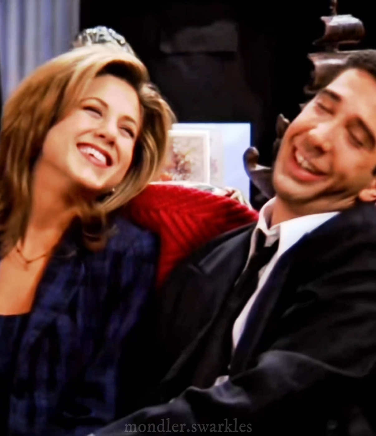 #ROSCHEL || this song was written for them argue with the wall #rachelgreen #rossgeller #jenniferaniston #davidschwimmer #friends #monicageller #chandlerbing #joeytribbiani #phoebebuffay #edit #friendsedit #roscheledit #fyp #capcut #mondlerswarkles 