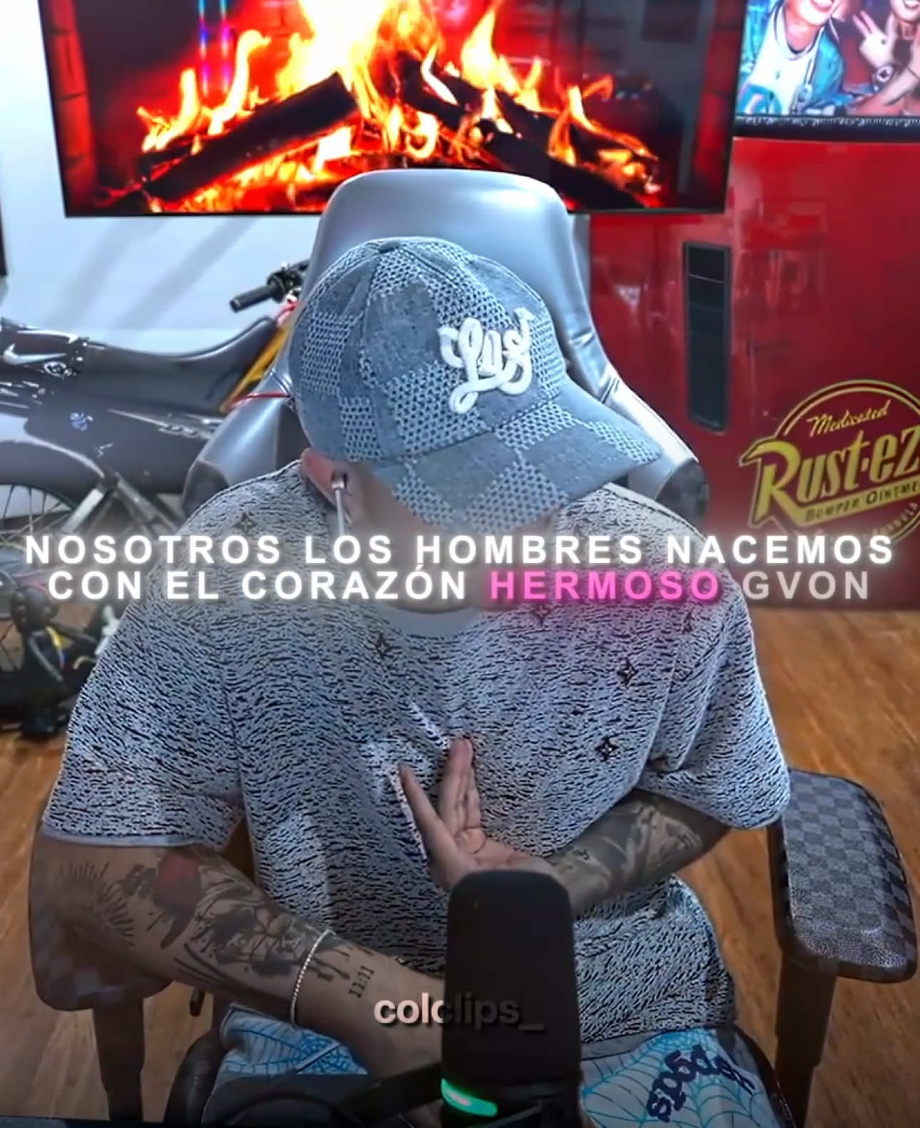 Ni lo traduzcan que así me lo tatúo #westcol #westcolclips #westcoltwitch #twitchwestcol @WestCOL 