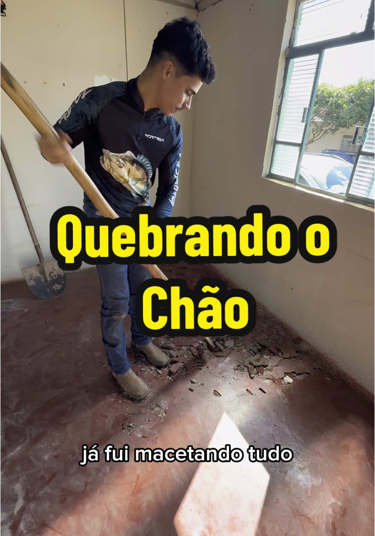 Dia de quebrar o chão da casa verde #minas 