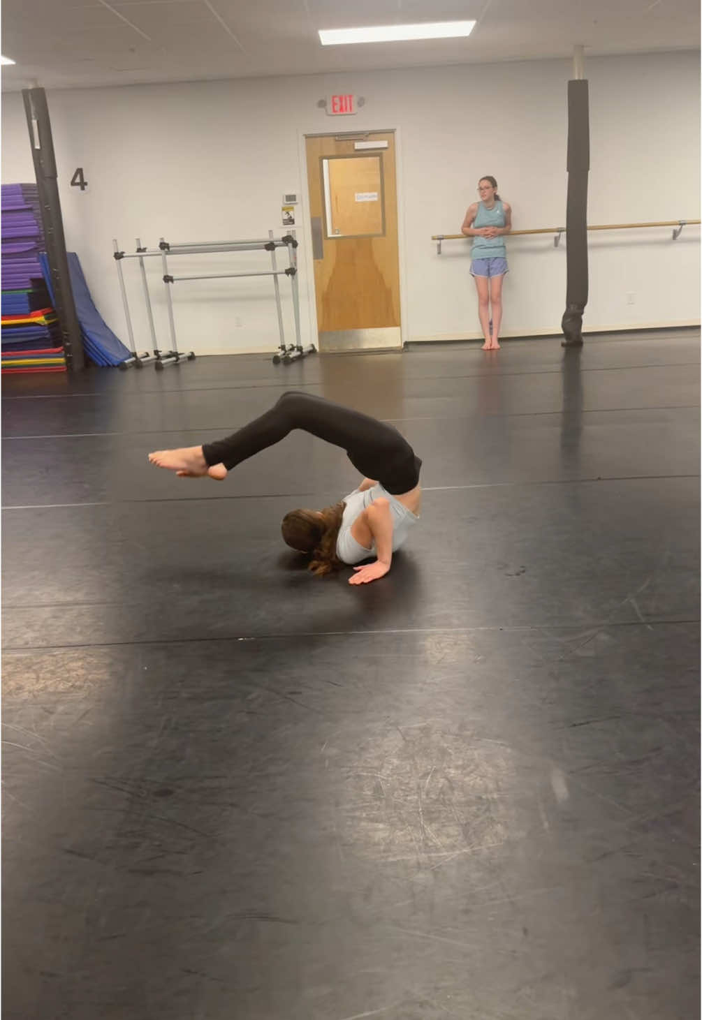 What’s your favorite move? #dance#dancer#dancers#move#elle#dekarai#steps#zoeisbroken#studio#marielsfriendtaughtclass#itwasfun#funny#fyp#lucyistapping#favmove#favorites#newtiktok#TTT#monday#TTTmonday