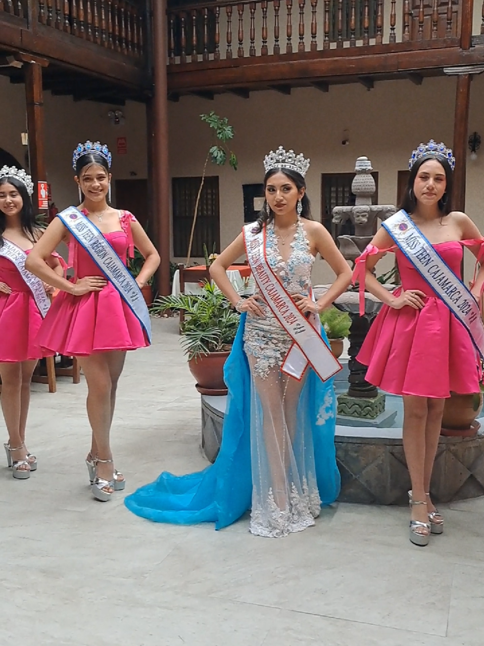 Ellas son las adolescentes ganadoras actuales de la novena edición de Miss Teen Cajamarca. #uncajachomas #cajamarca #cajamarquina #teen #missteen #teenager #preteen #cajacho #dresses #top #model #reinado #reinas #event 