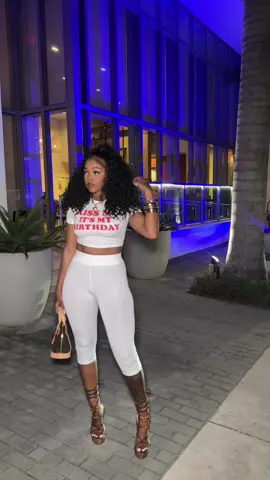 Not my birthday 🫠 #fyp #outfitinspo #OOTD #baddie 