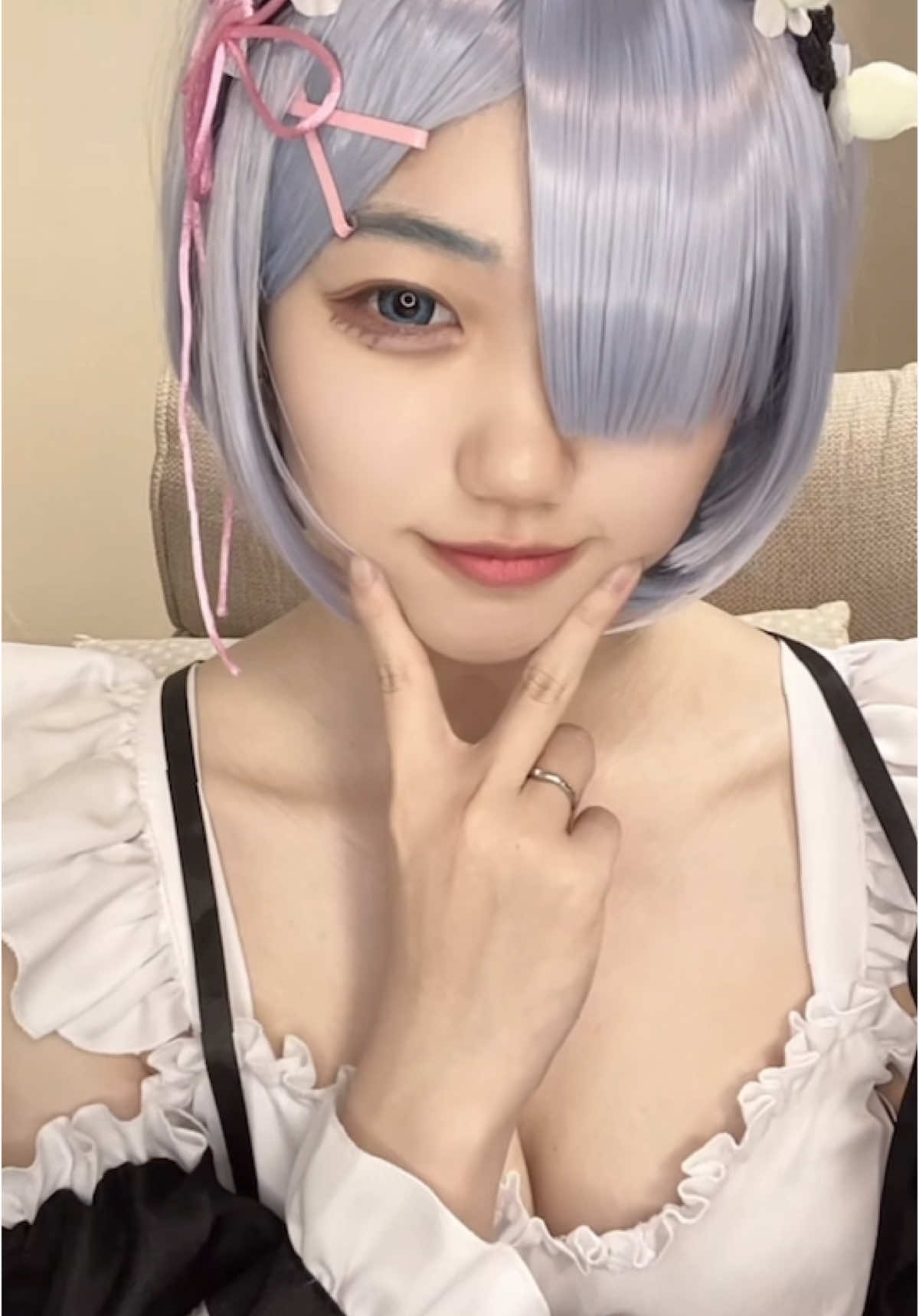 今日からCOSGC！！！！ 1位目指して頑張るので 応援お願いします( ; ; ) #レムコスプレ #リゼロコスプレ  #コスプレ #コスプレイヤー  #cosplay #cosplayer #cosgc 