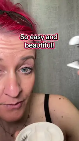 Wosado made it so easy to put on magnetic lashes! Just pop them on with the little applicator. #wasado #magneticeyelashes #eyelashes #magneticlashes #lashes #eyelashes 