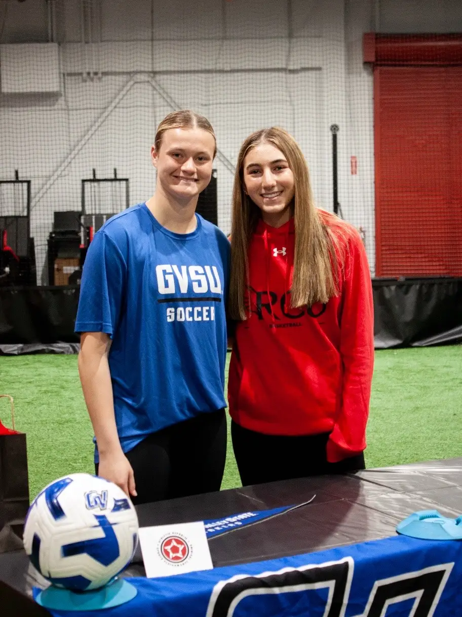 Crazy to see these athletes already going off to college. Can’t wait to see what you all do next ❤️ #ARFamily #WeKnowAthletes #AthleticRepublic 