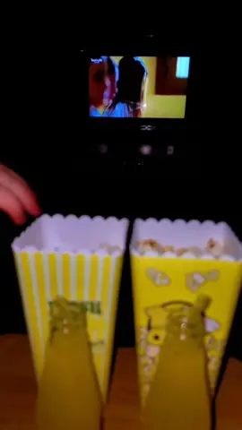 #🤍😌💫 #🤣🤣 # اجت رفيقتي لعندي تغير جو سهرتنا#😂💔? #فلم #رعب👹 @𓆩𝐁𝐢𝐫 𝐘ı𝐥𝐝ı𝐳𓆪 