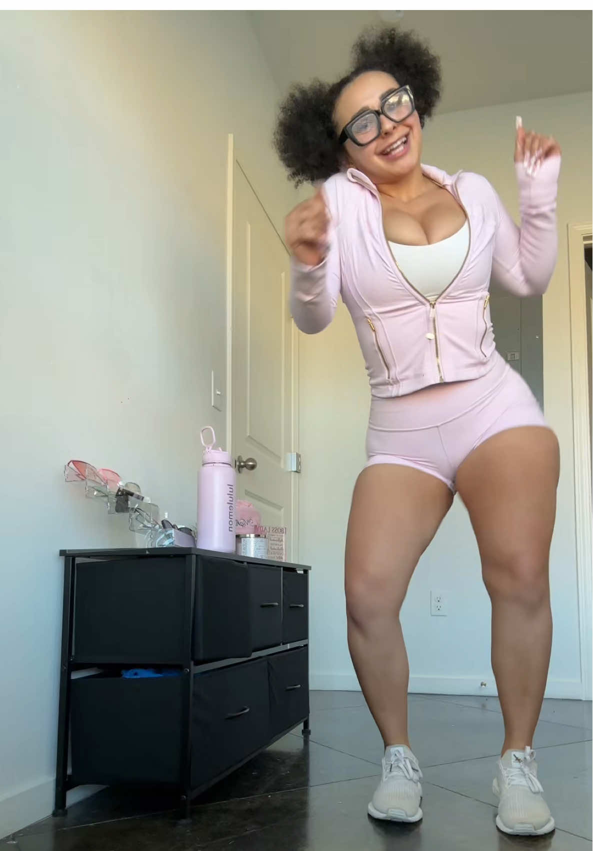 ayeee