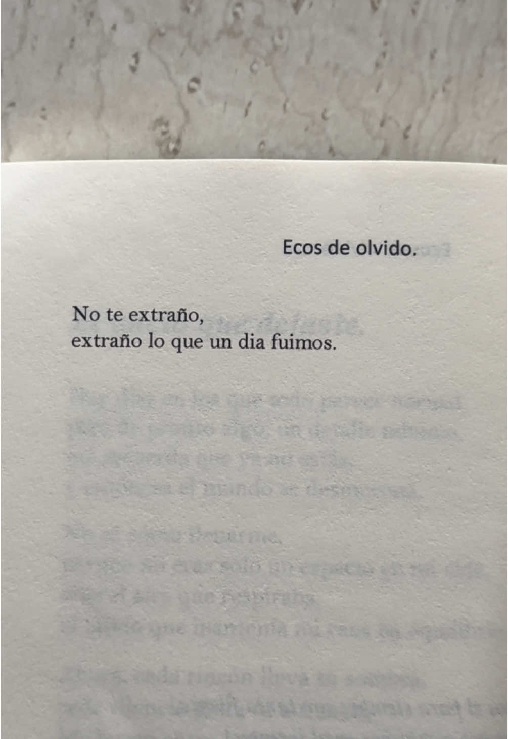 Disponible en Amazon. #Amor #libro #ecosdeolvido  #desamor #romance #pareia #atardecer #luzdemivida #alma #adolecentes #frasesdeamor #hogar #frasesparadedicar 