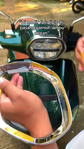 Pasang garnish lampu depan honda stylo #hondastylo #coverlampustylo #modifstylo160 #stylohijau 