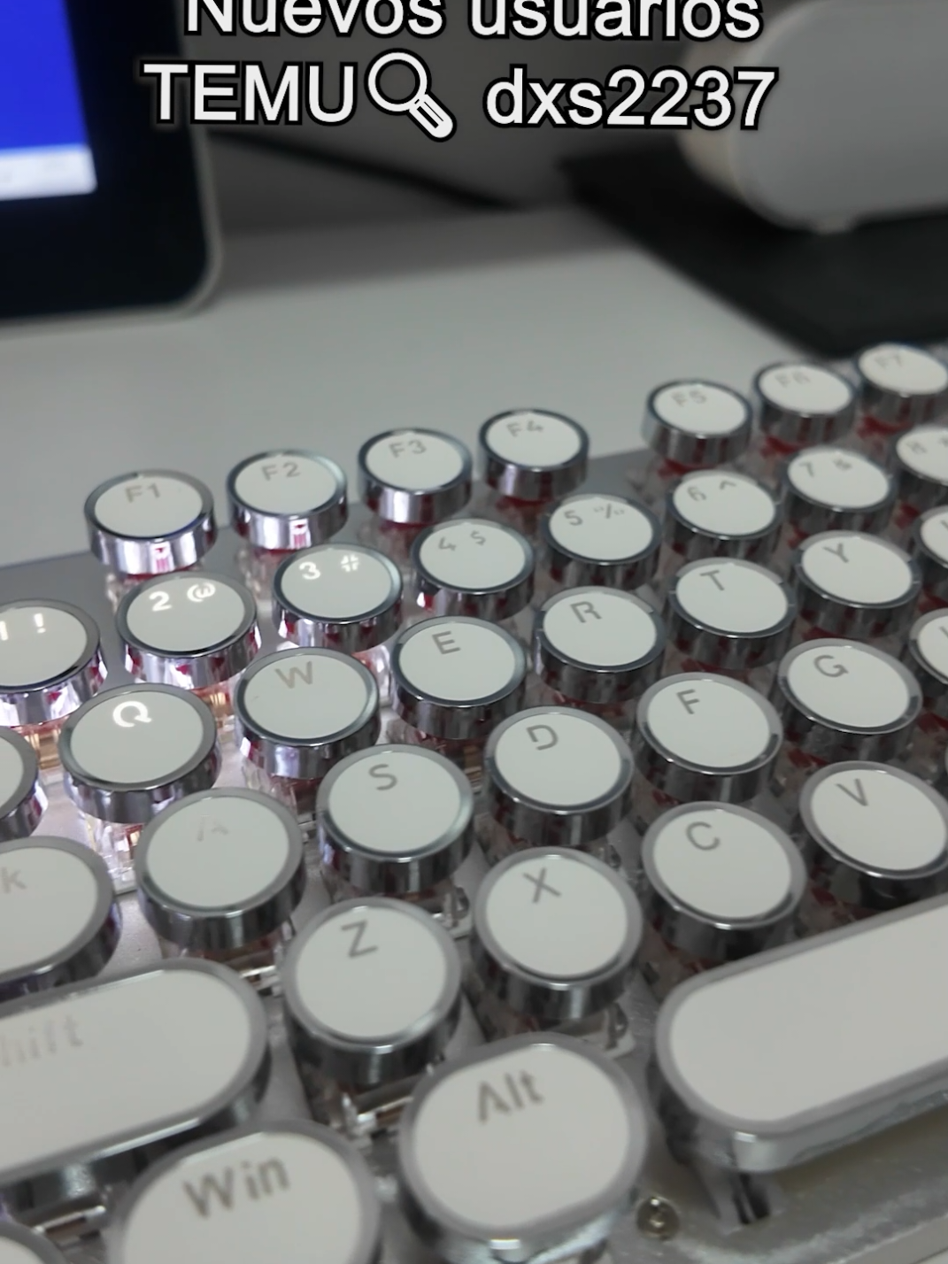 Increible teclado de @Temu España  Por 3€: 🔍dxs2237 en la barra de búsqueda. Solo nuevos usuarios app. Sujeto a las condiciones. 🔗Link en bio #temu #temuspain #temues #temuespaña #shoptemu #temufinds #temudescuento 