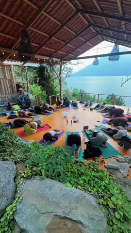My heart is still soo sooo full leading this yoga retreat alongside my girl Maliyah in GUATEMALA! we had a time for sure 🥹🥹🙏🏽✨✨ #yogaretreat #timelapse #yoga #yogi #yogainspiration #yogateacher #guatemala #lakeatitlan #fyp #viral #sun #Love #selflove 
