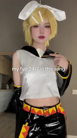 MIAMOOOOREE  #rin #cosplayer #vocaloid 