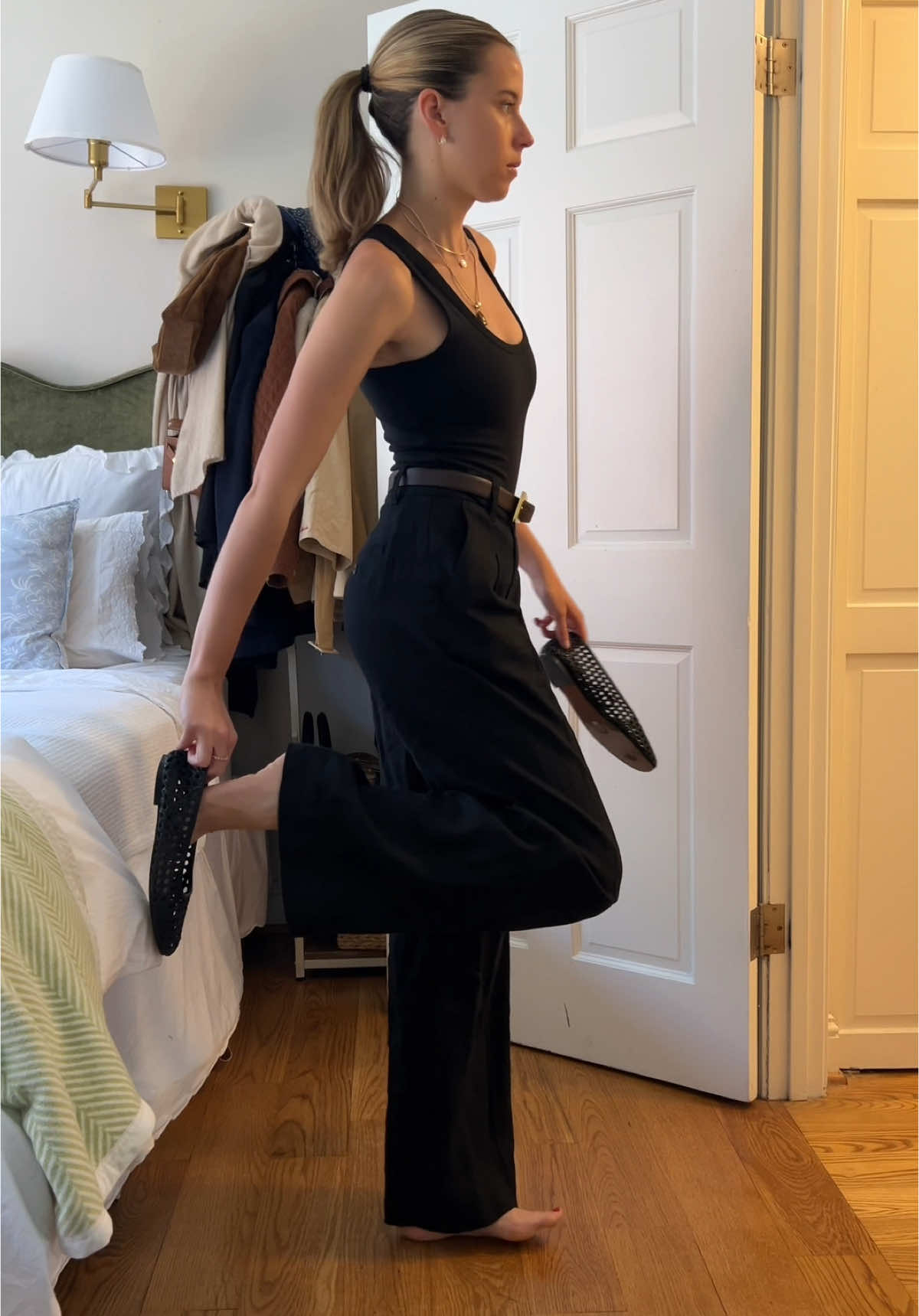 Monday 🫶🏻🫶🏻☕️💻 #mondayoutfit #springoutfit #workoutfitsinspo #ootdinspo 