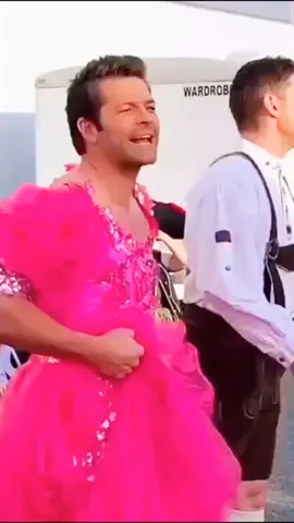 y pensar que es un ángel del señor 🤣🤣#misha #castiel #mishacollins #mishacollinsedit #misha #cas #castiel #destiel  #castielwinchester #castieledit #supernatural #supernaturaledit #supernaturalfans #sobrenatural #foryoupage#sisabencomosoyparaquemeinvitan #sisabencomosoyparaquemeinvitan  #fypシ゚ #fip #fyiiiiiiiiiiiiiiiiiiiippppppppppppp #nishaw4 
