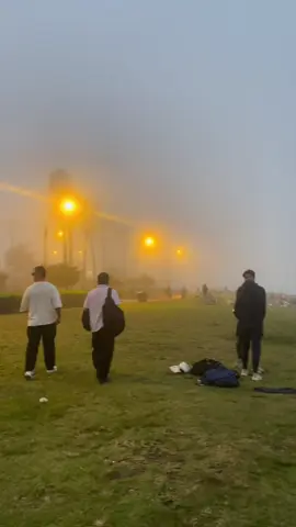 Las vibras que me da Lima en estos días #lima #limagris 🖤
