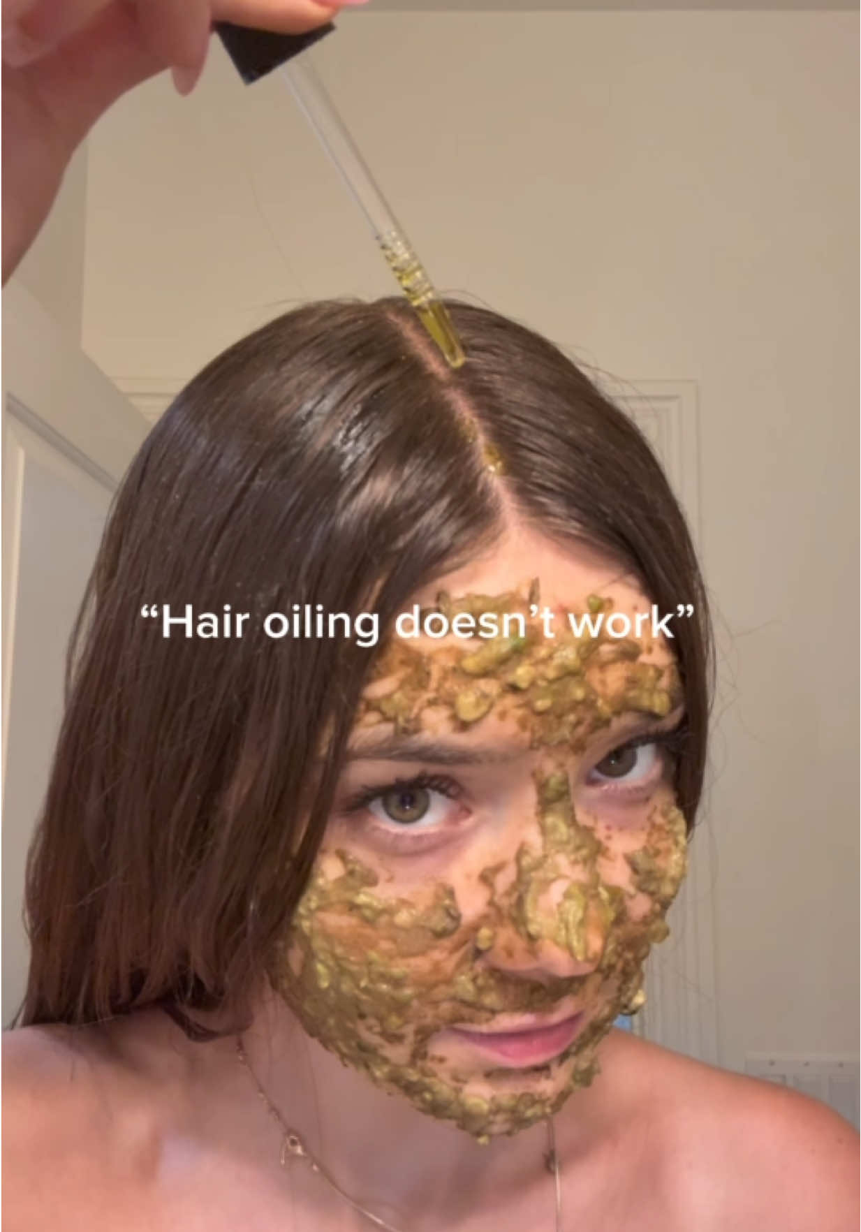 Don’t waste your time.. 🥱😉 #hair #hairtok #hairoiling #rosemaryoil #hairgrowth #hairoilingroutine #avacadooil #almaoil #almondoil 