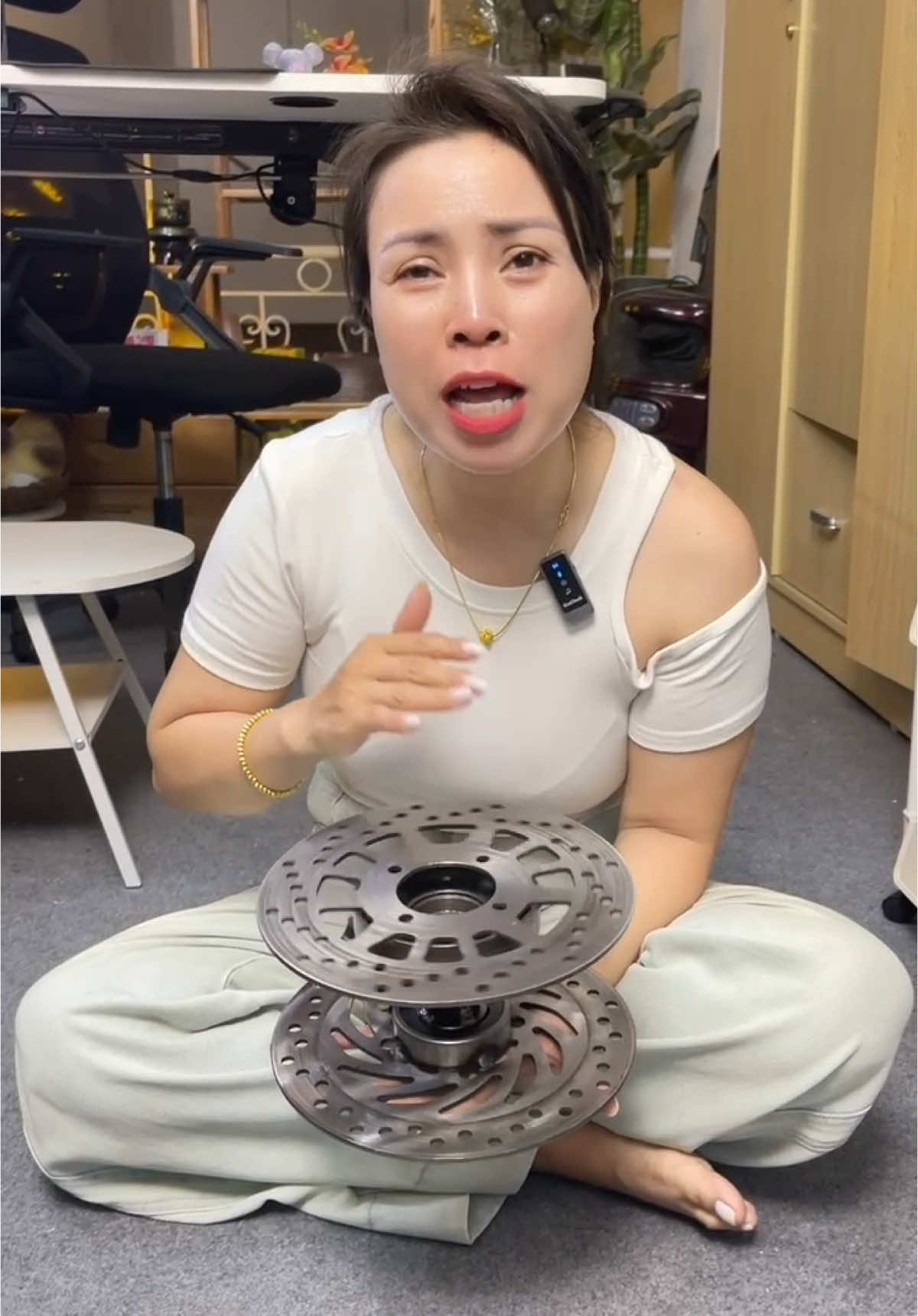 Giới thiệu với các anh em bàn xoay nhíp thép ô tô #banxoaysanpham #banxoay #hahienhoa1 #xuhuong #tienichgiadinh 