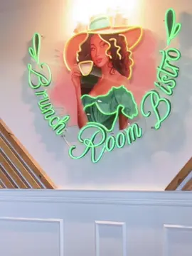 Brunch Room Bistro did not disappoint—food was a 10/10, highly recommend! We enjoyed live R&B while dining, and I got to meet the sweetest owner, Kristel. Her husband Chris was walking around making sure every guest was taken care of. Love seeing that kind of heart behind the food and the vibe!  @brunchroombistro #dfw #dallas #dallastx #dallastexas #Foodie #foodtiktok #foodblogger #fy #lunch #date #datenight #dateideas #dinner #DinnerIdeas #drinks #fypage #dfwfoodie #fyp #fypシ #lunch #lunchtime #lunchideas #foodreview #foodreviews #brunchroombistro #forney #forneytexas #southrenfood #comfortfood #livemusic #blackownedbusiness #blackowned #oxtail #meatloaf #cornbread #friedcabbage #greens #catfish #redbeansandrice 