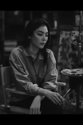 هَناك روح مُحَطمه  .  #gl #girls #beckyarmstrong #fayeyoko #freen #becky #fayeyoko #fay#faye_malisorn 